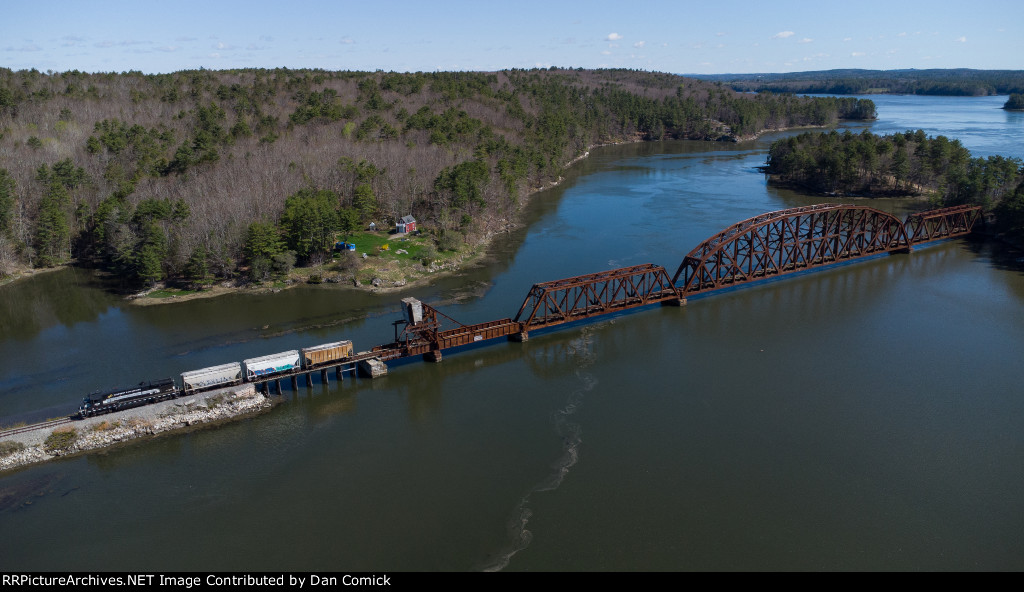 Coming into Wiscasset